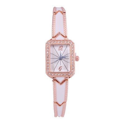 

Rectangular Diamond Womens Fashion Watch Student Personality Popular Quartz Watch