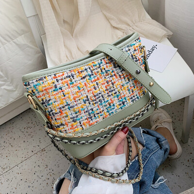 

Small bag female new Korean version of the chain shoulder Messenger bag fashion wild wandering bag tide