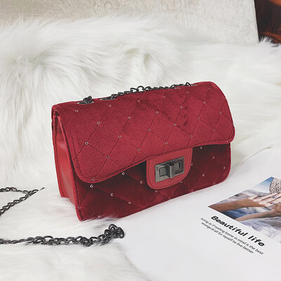 

New small bag female 2018 new velvet fashion sequins small fragrance lock single shoulder Messenger bag tide small square bag