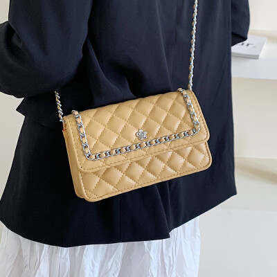 

Small fragrance rhombic chain bag female 2019 autumn new wave wild Messenger bag chic mini Korean version of the small bag