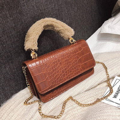 

Tailored Women Bag Crocodile Pattern Chain Versatile Shoulder Slanting Small Square Bag