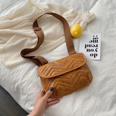 

Chic small bag fashion high sense of foreign style womens bag new 2019 tide Korean Joker broadband chest bag Messenger bag