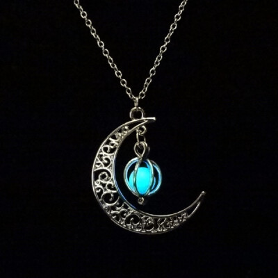 

Fashion Women\ Moon Charm Luminous Stone Necklaces Pendants Jewelry