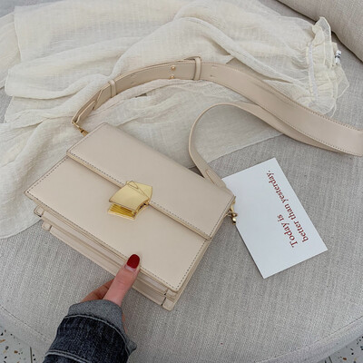 

Advanced sense of the atmosphere texture French small bag female slung wild 2019 new tide shoulder fashion small square bag