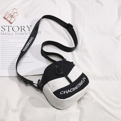 

Net red small bag female 2019 new texture foreign girl mini bag Korean casual canvas slung shoulder bag