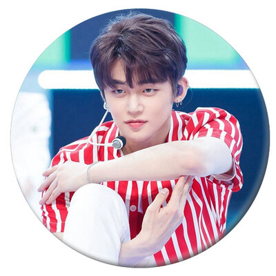 

Collection&Decorative Gifts for Fans Round Badge Tinplate Badge Korean New Idol Team of TXT Brooch