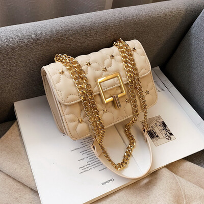 

The Korean version of Joker bag small fresh badge chain bag new 2019 fashion womens bag shoulder slung small square bag