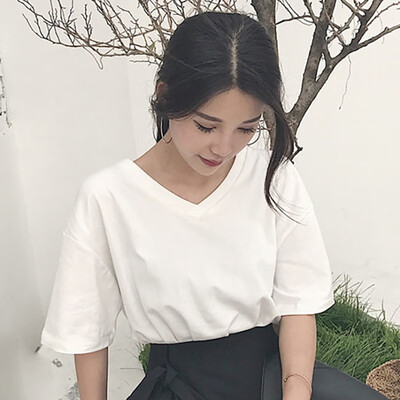 

Summer Women Short Sleeve Tshirt Simple V Neck Tee Shirt Casual Sexy Loose T-Shirt