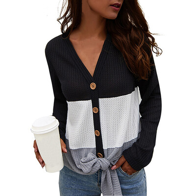 

V-neck Contrast Color Stitching V-neck Long-sleeved Button Slim Sweater