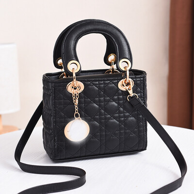 

2019 spring&summer new European&American style handbags simple big bag diagonal cross package fashion handbags