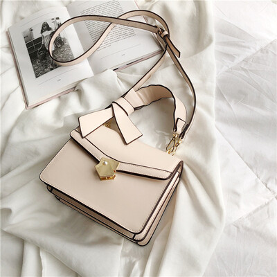 

Qiao Bani 2019 new South Korea ins fashion solid color wide shoulder straps shoulder shoulder diagonal trend female bag