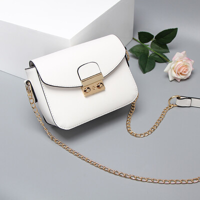 

Summer Baitao Little Girl Tide Korean Edition Girl Single Shoulder Bag Slant Bag Chain Bag Mini Girl Bag