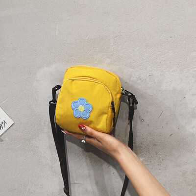 

Ins Japanese Harajuku Soft Girl Girl Small Satchel 2019 Net Red Ocean Flower Canvas Student Shoulder Messenger Bag