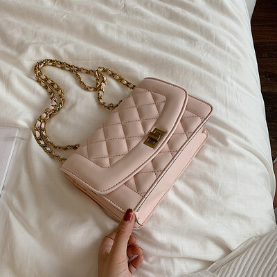 

Qiao Bani 2019 new Korean fashion Dongdaemun simple rhombic chain flip bag shoulder diagonal female bag