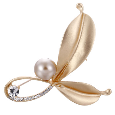 

Crystal Rose Insect Plants Rhinestone Brooch Decoration Collection Gift