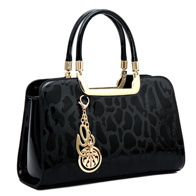 

Fashion Russia style women handbag crossbody Bags high quality patent leather shoulder bags pendant tote messenger bag Clutches