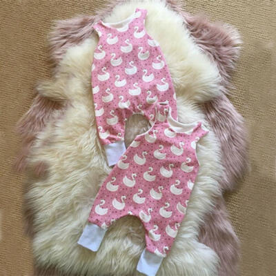 

Sweet Baby Girl Newborn Infant Swan Floral Romper Bodysuit Playsuit Clothes Set