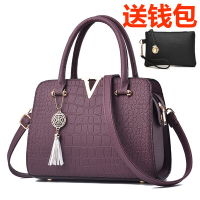 

Womens middle-aged female bag mother bag large capacity fashion atmosphere hand-held oblique satchel bag