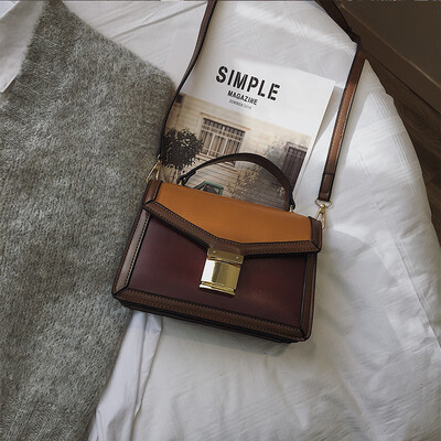 

New small bag female 2019 new Korean version of the shoulder slung ins super fire bag fashion portable wild small square bag