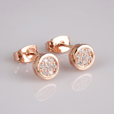 

Ladies stud earrings elegant temperament full of diamond round earrings