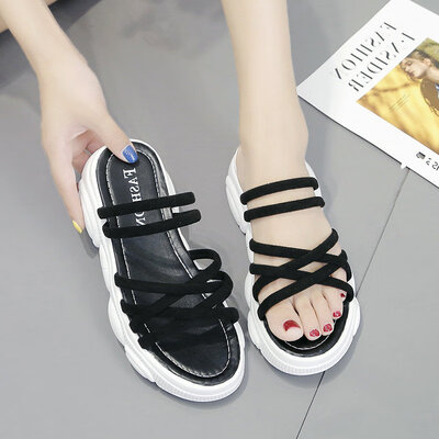 

Sports sandals female thick bottom tide cute Joker bear bottom super fire two shoes children in summer