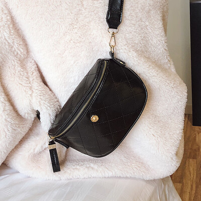 

2019 new womens bag thin section casual pockets phone chest bag ins super fire Sen Ling Po tide shoulder Messenger bag