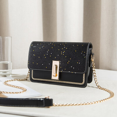 

Senior sense of foreign flavor texture female 2019 tide Korean version of Joker fashion shoulder slung chain small square bag