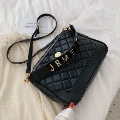

On the new small bag women 2019 new Korean fashion shoulder bag foreign style diamond chain messenger bag tide