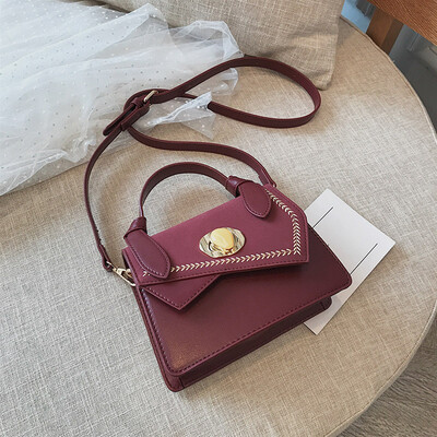

Summer French small bag female 2019 new matte senior sense handbag wild single shoulder slung small square bag