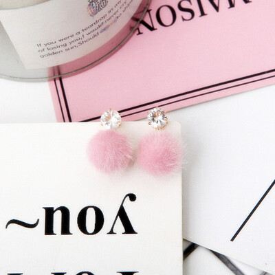 

Most Popular Plush Ball Earrings Velvet Ball With Crystal Earrings For Women Cute Lovely Korean Earrings Brinco Accessory E0358