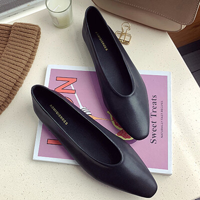 

Small leather shoes womens work shoes hotel professional commuter shoes slim heels high heels bank shoes shallow opening