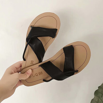 

Ins slippers women summer flat bottom toe fashion wear wild lazy beach slippers tide