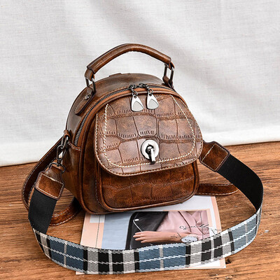 

Small bag 2018 new ladies handbag small round bag Korean version of the wild single shoulder Messenger bag female bag a generation