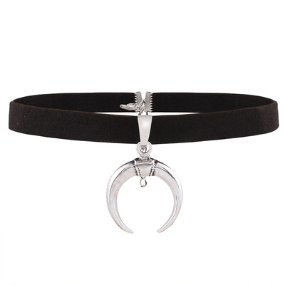 

Fashion Black Velvet Ribbon Choker Necklace Gothic Handmade With Moon Pendant Gothic Emo For Girls Collares Mujer