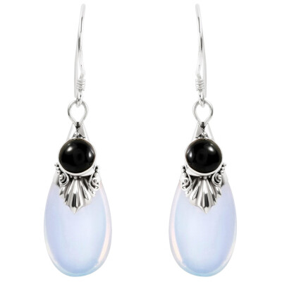 

New Gorgeous Moonstone Teardrop Silver Dangle Earrings High Quality