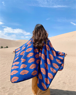 

New creative jacquard European&American street shawl acrylic faux cashmere air conditioning sunscreen lady travel cloak cloak