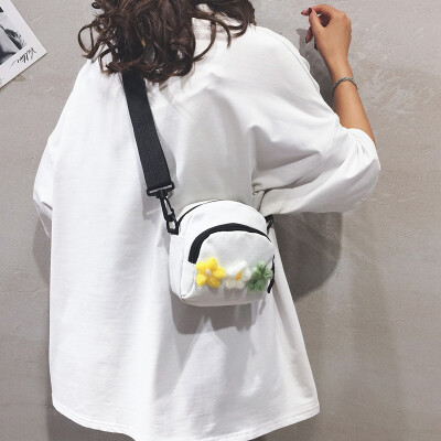 

Mini small round bag female 2019 new small fresh girl flower bag Japanese Harajuku style canvas shoulder Messenger bag