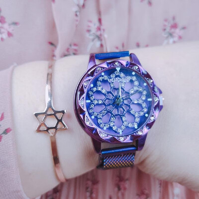 

Tong Sheng time to run the watch female student shaking the same paragraph network red fashion magnet waterproof mesh belt watch w