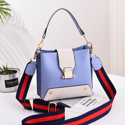 

Korean version of the new bucket bag ins super fire wide shoulder strap portable diagonal bag ladies shoulder bag tide