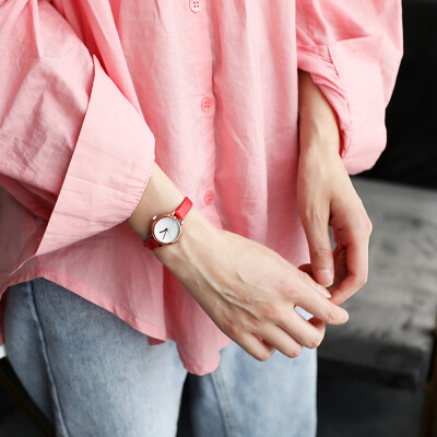 

Korea Joker Inssen Department of Literature&Art Retro chic Simple Belt Cold Wind Student Quartz Watch Female Student