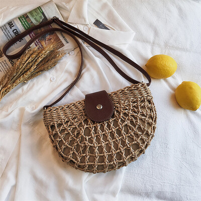 

Summer new personality small bag female 2019 new wave Korean version of the wild single shoulder slung fashion woven saddle bag