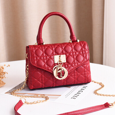 

2019 spring new cool shoulder single diagonal small bag Korean fashion handbags Messenger small square bag