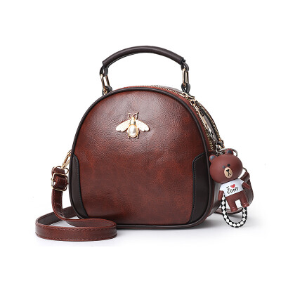 

In the bag female 2019 spring&summer new cool womens bag Korean version of the fresh fashion single shoulder Messenger bag