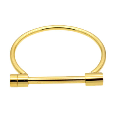 

Simple Vacuum Gold Plating Titanium Steel Horseshoe Buckle D Shape Bracelet