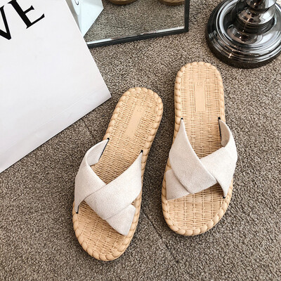 

Flat-soled Slippers Female Xia Han Edition Fashion Outside Wearing Slip-proof Bull Tendon Bottom Soft-soled Seaside Slippers Femal