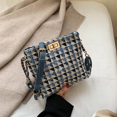 

Ins early autumn leisure bag 2019 new fashion wool bag Korean version 100 lap shoulder bag oblique satchel bag