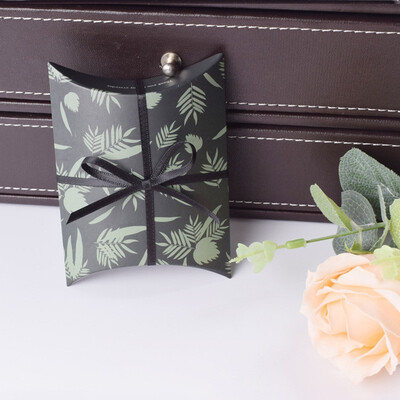 

FUNNYBUNNY Mini Pillow Case Small Gift Box Wholesale Design Beautiful Small Sen Pillow Case Gift Box Christmas Tree Decorations
