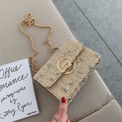 

Net red pouch female bag 20149 new summer small fresh chain bag fashion Messenger bag wild ins straw bag