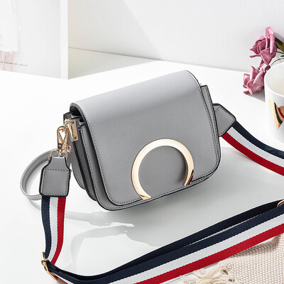 

Spring womens bag new fashion Korean version Baitie single shoulder oblique Bag style small square bag