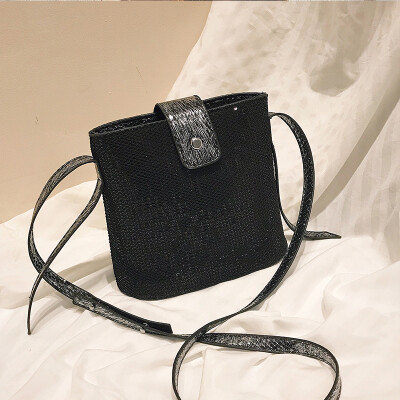 

Chic bag female ins super fire 2019 new Korean version of the wild single shoulder slung fashion sequins chain bucket bag